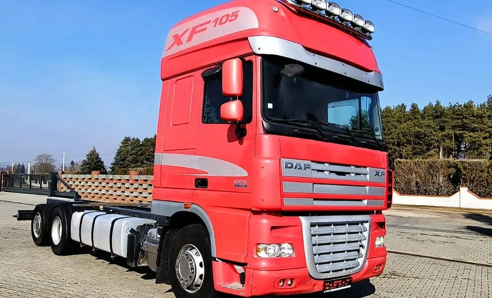 DAF XF510 /SKRĘTNA PODNOSZONA OŚ/6X2 - Važiuoklės sunkvežimis: foto 1 DAF XF510 /SKRĘTNA PODNOSZONA OŚ/6X2 - Važiuoklės sunkvežimis: foto 1