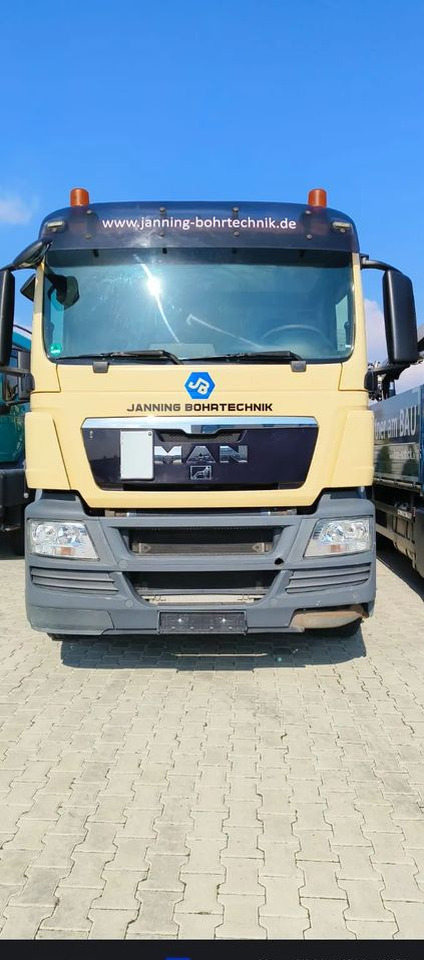 MAN MAN TGS 26.360/6X2/POJAZD KOMUNALNY Z WYWROTEM - Asenizatorius: foto 4 MAN MAN TGS 26.360/6X2/POJAZD KOMUNALNY Z WYWROTEM - Asenizatorius: foto 4