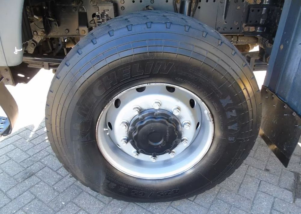 MAN TGS 26.400 6x6 – Wywrotka 3-stronna Meiller + Żuraw HIAB 166 E3 HIPRO – 429.222 km – Euro 4 - Savivartis sunkvežimis, Sunkvežimis su kranu: foto 4 MAN TGS 26.400 6x6 – Wywrotka 3-stronna Meiller + Żuraw HIAB 166 E3 HIPRO – 429.222 km – Euro 4 - Savivartis sunkvežimis, Sunkvežimis su kranu: foto 4