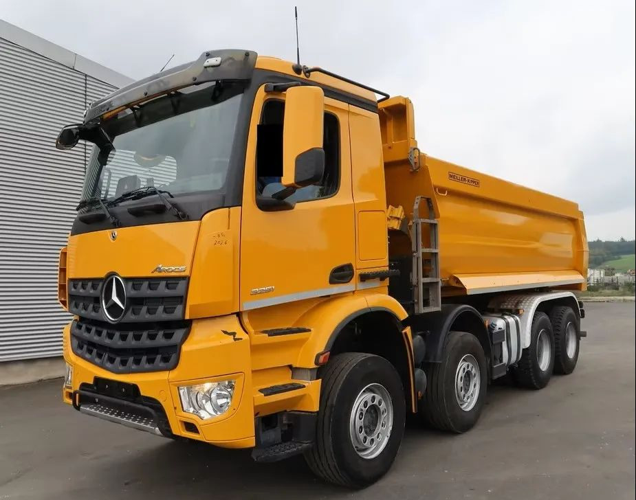 Mercedes-Benz Arocs 3251 / 8x4 / Wywrotka Meiller 3- stronna /  Euro 6d / Przebieg: 215 600 km - Savivartis sunkvežimis: foto 1 Mercedes-Benz Arocs 3251 / 8x4 / Wywrotka Meiller 3- stronna /  Euro 6d / Przebieg: 215 600 km - Savivartis sunkvežimis: foto 1