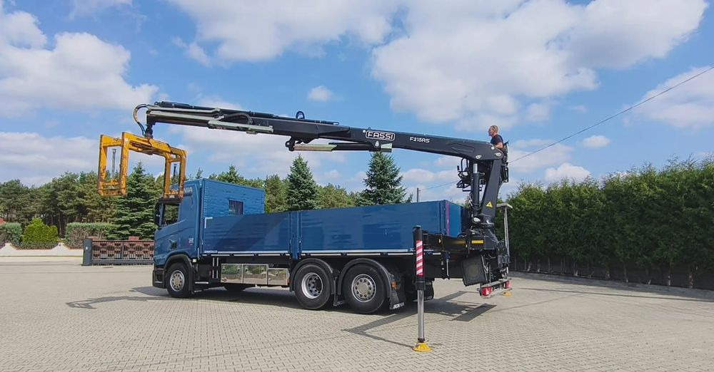 Scania R 500 6x2 z żurawiem Fassi F 215 AS – 2019 – Euro 6 –Retarder -Oś skrętna - Gotowa do pracy! - Sunkvežimis su kranu, Platforminis/ Bortinis sunkvežimis: foto 2 Scania R 500 6x2 z żurawiem Fassi F 215 AS – 2019 – Euro 6 –Retarder -Oś skrętna - Gotowa do pracy! - Sunkvežimis su kranu, Platforminis/ Bortinis sunkvežimis: foto 2