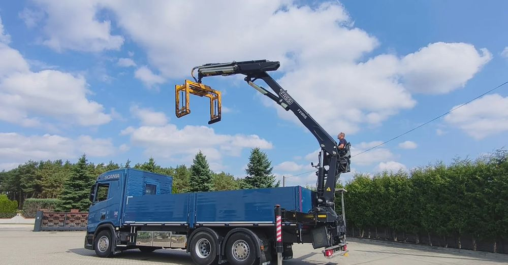 Scania R 500 6x2 z żurawiem Fassi F 215 AS – 2019 – Euro 6 –Retarder -Oś skrętna - Gotowa do pracy! - Sunkvežimis su kranu, Platforminis/ Bortinis sunkvežimis: foto 3 Scania R 500 6x2 z żurawiem Fassi F 215 AS – 2019 – Euro 6 –Retarder -Oś skrętna - Gotowa do pracy! - Sunkvežimis su kranu, Platforminis/ Bortinis sunkvežimis: foto 3
