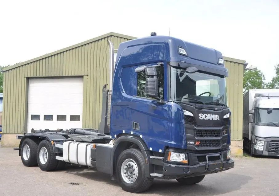 Scania R450 XT / 6X4/ RETARDER/EURO 6/OŚ PODNOSZONA Z NAPĘDEM/ - Hook-lift sunkvežimis: foto 5 Scania R450 XT / 6X4/ RETARDER/EURO 6/OŚ PODNOSZONA Z NAPĘDEM/ - Hook-lift sunkvežimis: foto 5