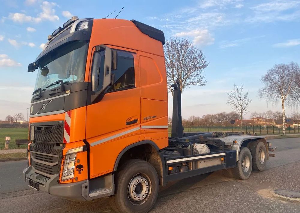 Volvo FH 460/6X4/OŚ PODNOSZONA Z NAPĘDEM/HAKOWIEC MEILLER/EURO6 - Hook-lift sunkvežimis: foto 2 Volvo FH 460/6X4/OŚ PODNOSZONA Z NAPĘDEM/HAKOWIEC MEILLER/EURO6 - Hook-lift sunkvežimis: foto 2