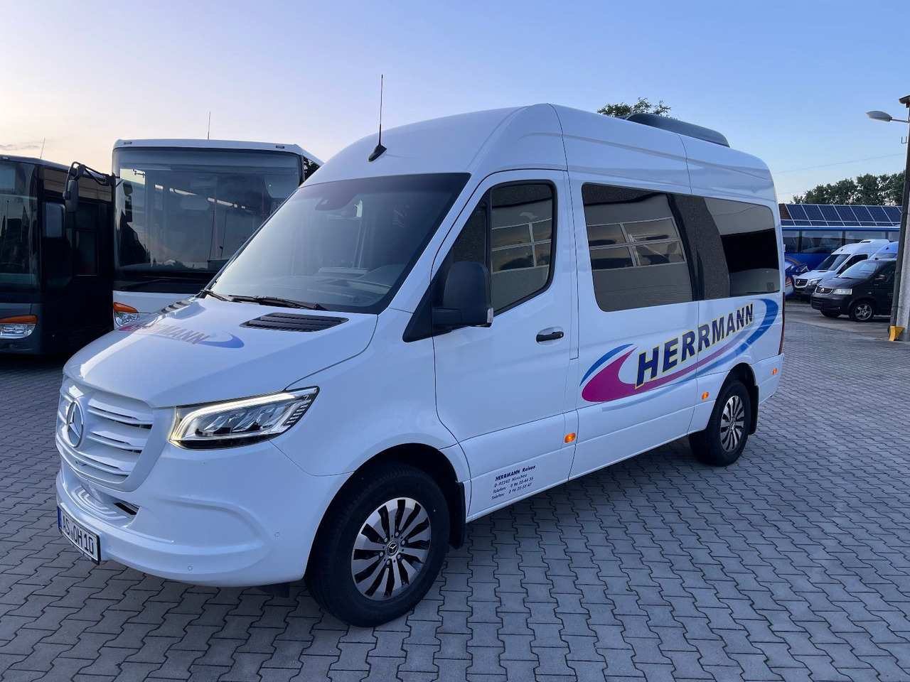 Mercedes-Benz Sprinter Tourer 317 CDI Garantie bis 08.2028 - Mikroautobusas, Keleivinis furgonas: foto 1 Mercedes-Benz Sprinter Tourer 317 CDI Garantie bis 08.2028 - Mikroautobusas, Keleivinis furgonas: foto 1