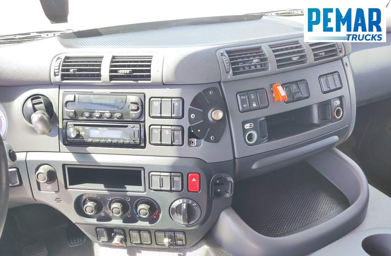 Refrižeratorius sunkvežimis DAF CF 330 FRIGORIFICO 18T: foto 23