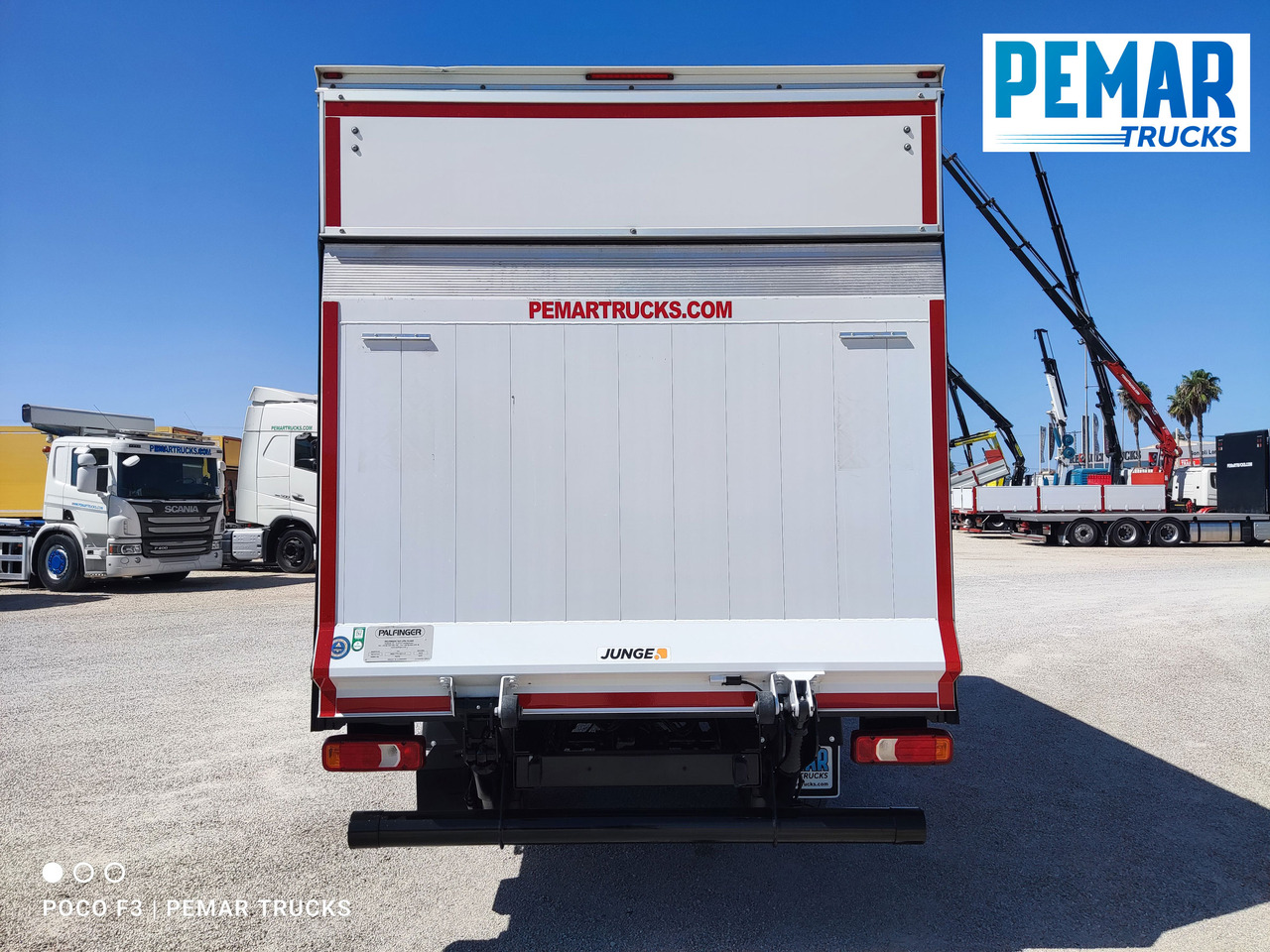 Furgonas su krovinių dėže IVECO DAILY 35C16 CAJA CERRADA DOBLE RUEDA: foto 6
