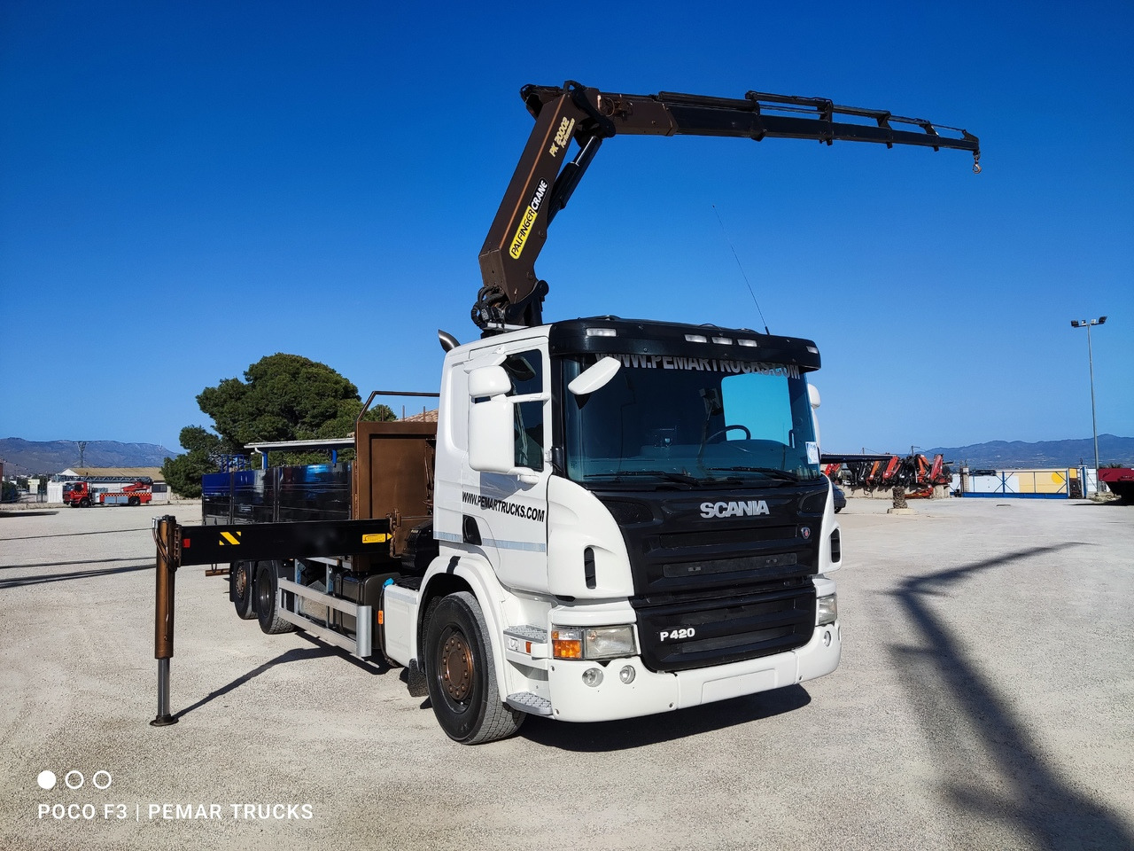 Konteineris-vežimus/ Sukeisti kūną sunkvežimis, Sunkvežimis su kranu SCANIA P 420 6X2 GRUA CAJA FIJA: foto 9 Konteineris-vežimus/ Sukeisti kūną sunkvežimis, Sunkvežimis su kranu SCANIA P 420 6X2 GRUA CAJA FIJA: foto 9