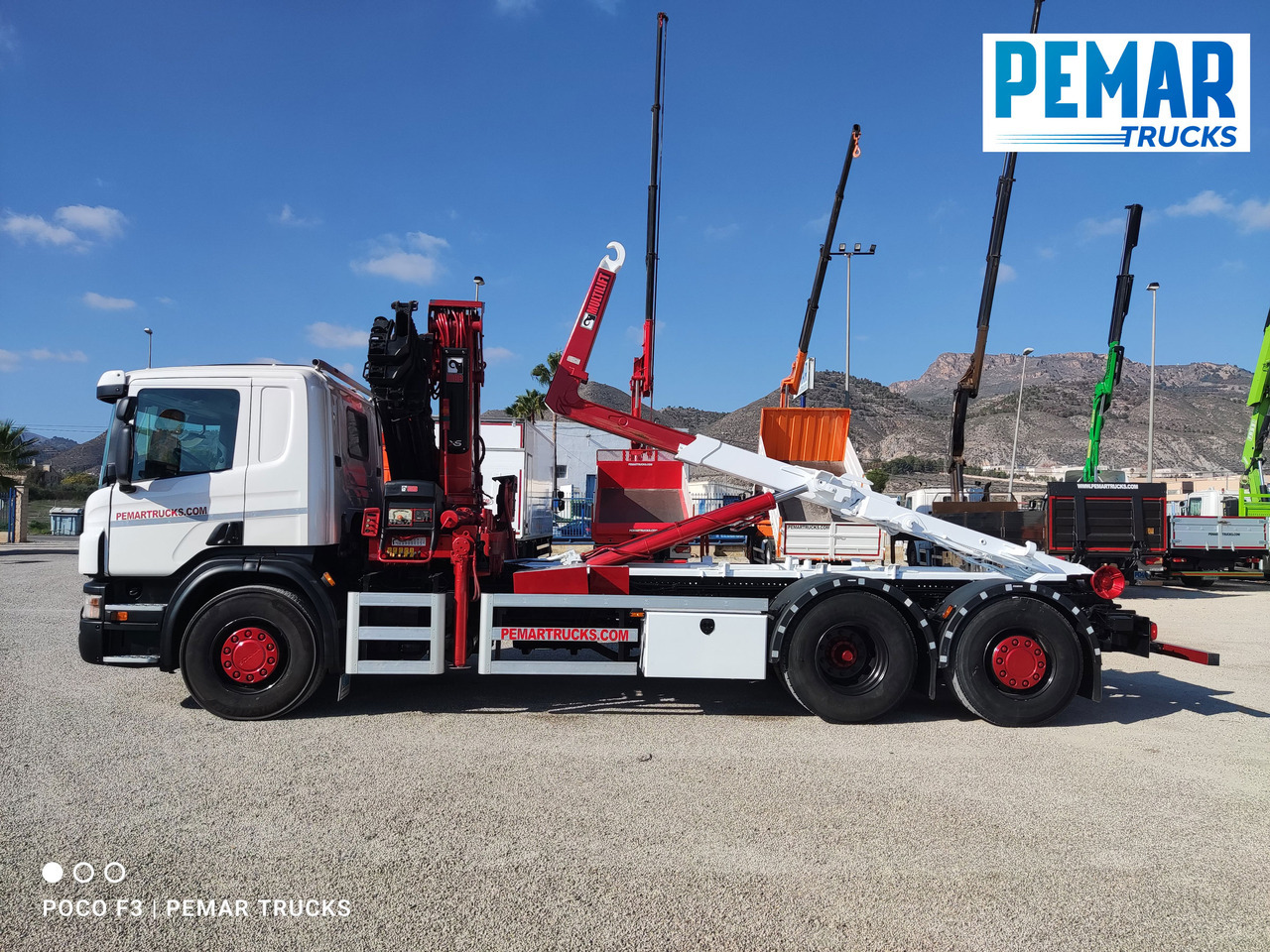 Sunkvežimis su kranu SCANIA P 420 GRUA GANCHO MULTILIFT 6X2: foto 10