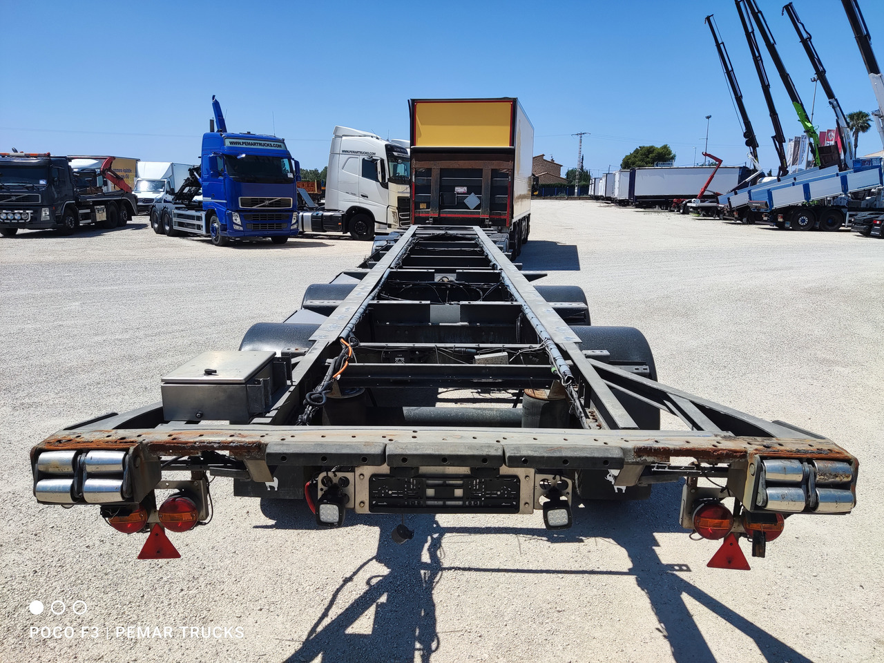 SCHMITZ CARGOBULL KO36 CHASIS MEGATRAILER 4 ejes - Važiuoklės priekaba: foto 4 SCHMITZ CARGOBULL KO36 CHASIS MEGATRAILER 4 ejes - Važiuoklės priekaba: foto 4