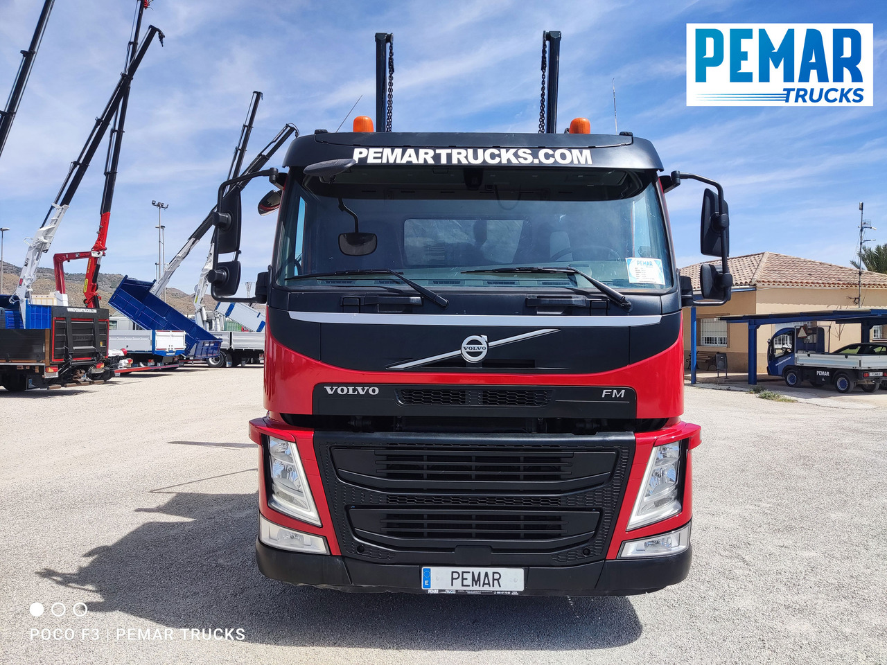 VOLVO FM 330 PORTACONTENEDOR CADENAS 18T - Nuožulnaus pakėlimo ant platformos sunkvežimis: foto 2 VOLVO FM 330 PORTACONTENEDOR CADENAS 18T - Nuožulnaus pakėlimo ant platformos sunkvežimis: foto 2