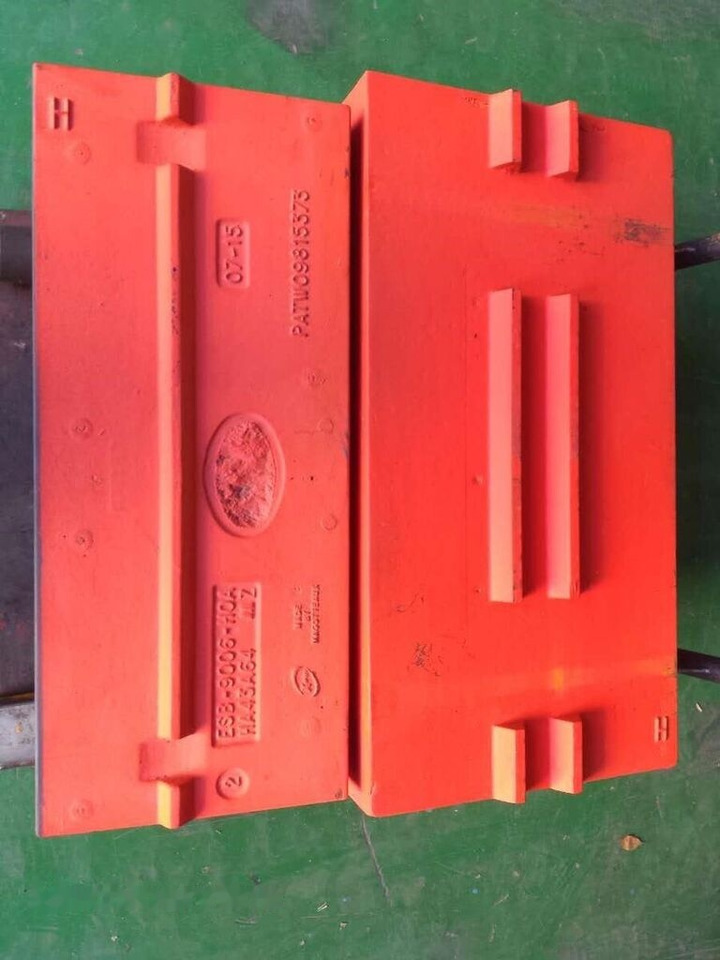 High Chrome Blow bars for KINGLINK PF1315 Impact Crusher - Atsarginės dalys - Žandikaulio trupintuvas: foto 2 High Chrome Blow bars for KINGLINK PF1315 Impact Crusher - Atsarginės dalys - Žandikaulio trupintuvas: foto 2