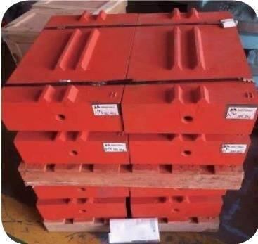 High Chrome Blow bars for KINGLINK PF1315 Impact Crusher - Atsarginės dalys - Žandikaulio trupintuvas: foto 3 High Chrome Blow bars for KINGLINK PF1315 Impact Crusher - Atsarginės dalys - Žandikaulio trupintuvas: foto 3