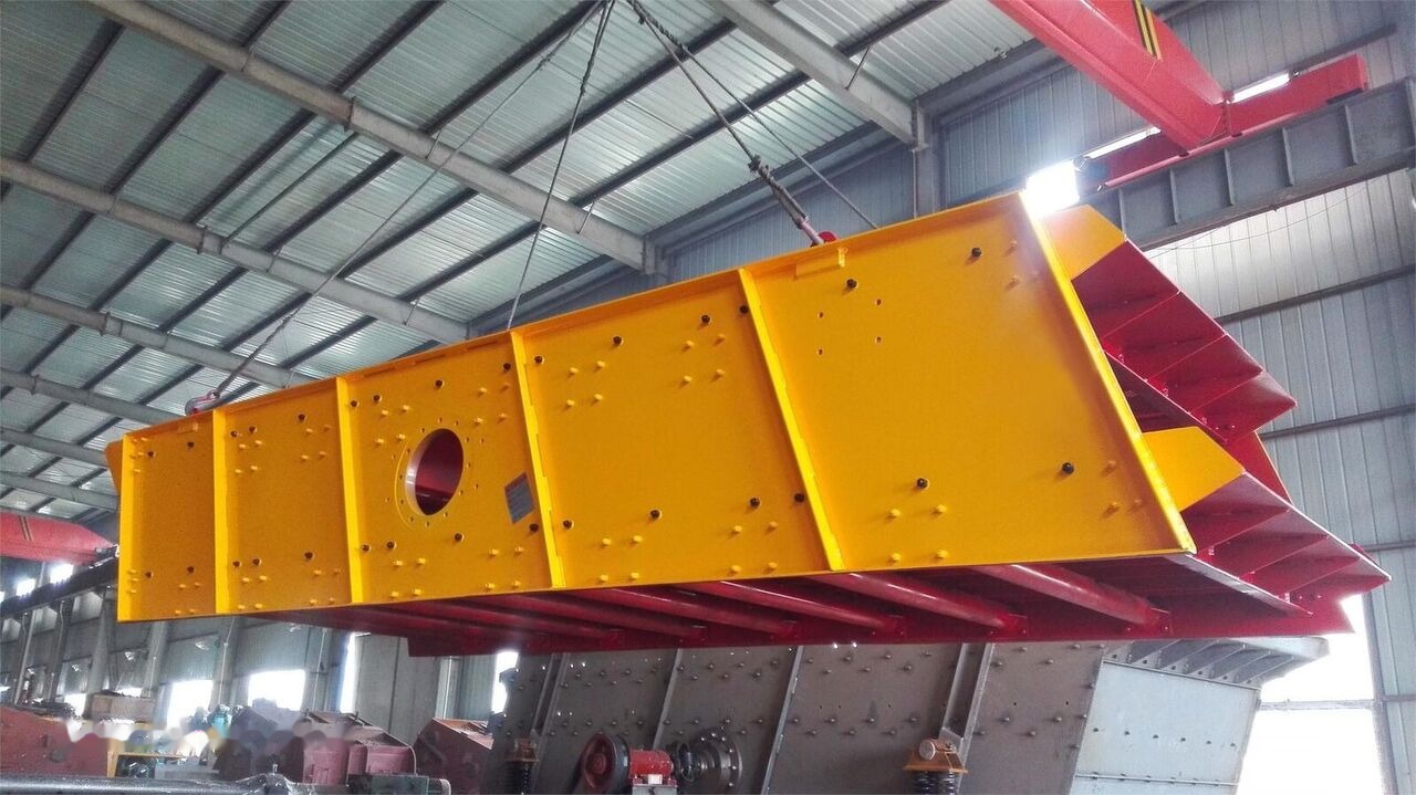 Kinglink 2YK2160 Two decks Inclined Vibrating Shaft Screen - Sijotuvas: foto 1 Kinglink 2YK2160 Two decks Inclined Vibrating Shaft Screen - Sijotuvas: foto 1