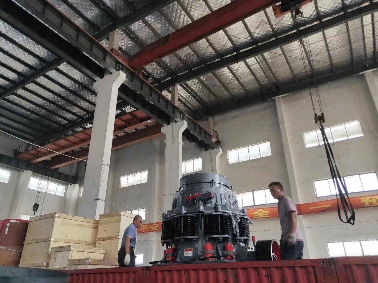 Kinglink Hot selling 3FEET KLM1000 Cone Crusher | Kaolin - Kūgio trupintuvas: foto 1 Kinglink Hot selling 3FEET KLM1000 Cone Crusher | Kaolin - Kūgio trupintuvas: foto 1