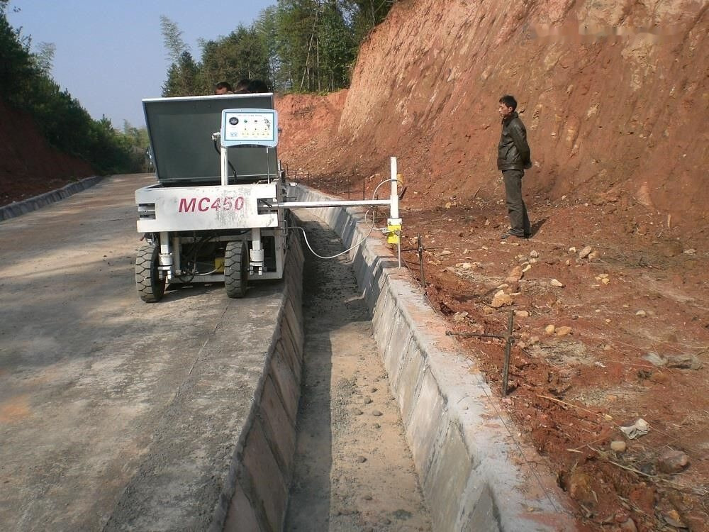 Kinglink MC450 Curbmaker/Curb maker - Žandikaulio trupintuvas: foto 1 Kinglink MC450 Curbmaker/Curb maker - Žandikaulio trupintuvas: foto 1