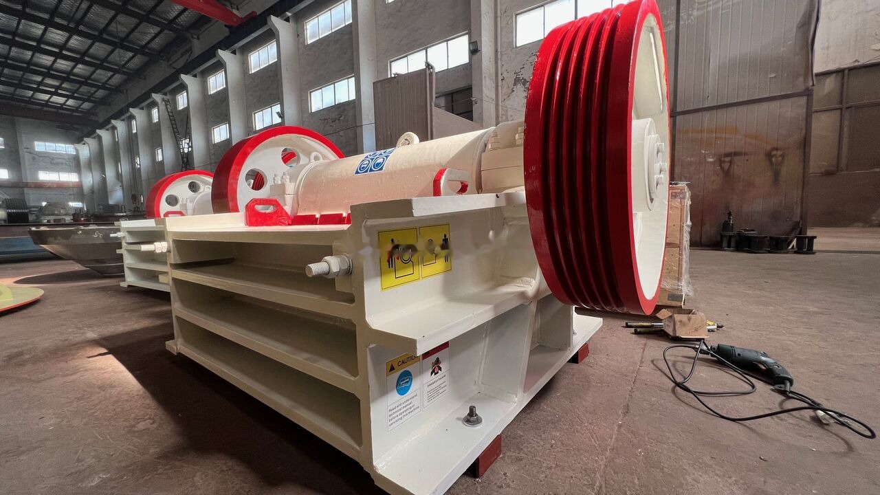 Kinglink PEX150X1000 Jaw Crusher | Oil Sands - Žandikaulio trupintuvas: foto 3 Kinglink PEX150X1000 Jaw Crusher | Oil Sands - Žandikaulio trupintuvas: foto 3