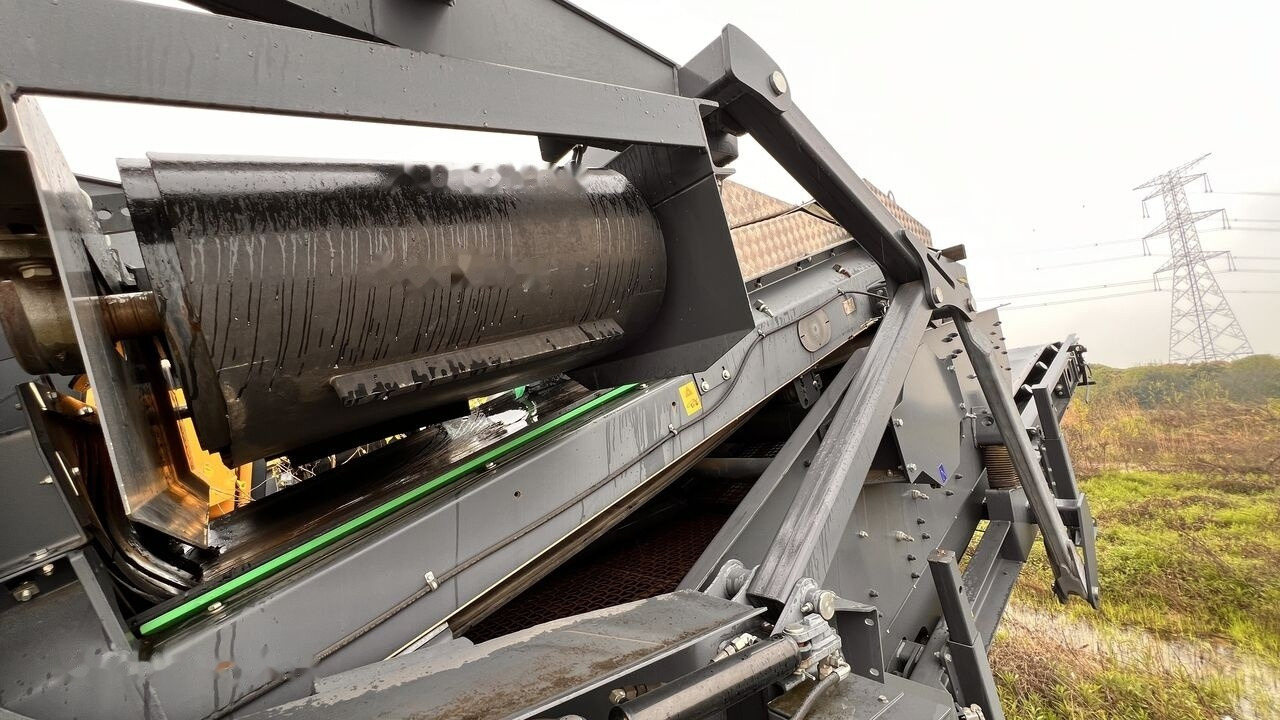 Metso NEW Lokotrack LT1213S mobile horizontal impact crusher - Mobilus trupintuvas: foto 2 Metso NEW Lokotrack LT1213S mobile horizontal impact crusher - Mobilus trupintuvas: foto 2