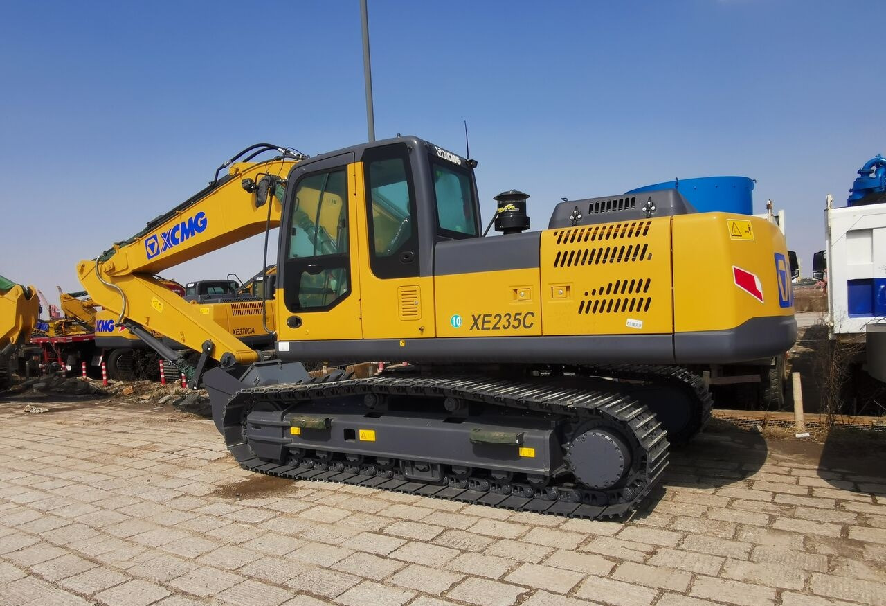 XCMG XE235C - Vikšrinis ekskavatorius: foto 1 XCMG XE235C - Vikšrinis ekskavatorius: foto 1