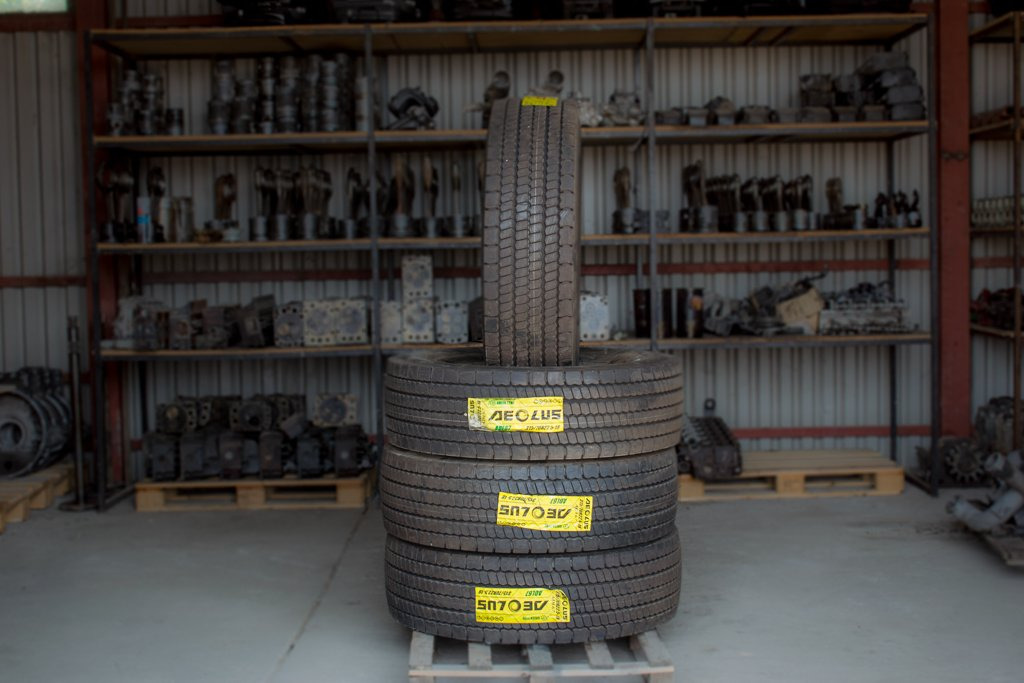 AEOLUS 315/70 R22.5 FOR DIFFERENTIAL - Padanga - Sunkvežimis: foto 1 AEOLUS 315/70 R22.5 FOR DIFFERENTIAL - Padanga - Sunkvežimis: foto 1
