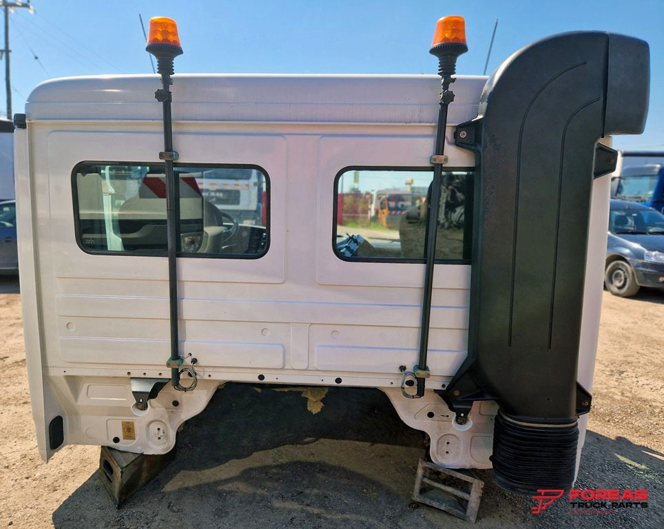 MERCEDES ACTROS MP2 MEDIUM - Kabina: foto 5 MERCEDES ACTROS MP2 MEDIUM - Kabina: foto 5