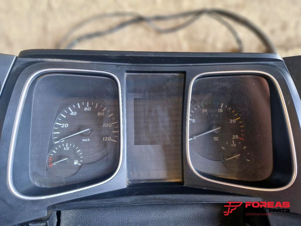 MERCEDES-BENZ ACTROS MP4 - Prietaisų skydas - Sunkvežimis: foto 2 MERCEDES-BENZ ACTROS MP4 - Prietaisų skydas - Sunkvežimis: foto 2