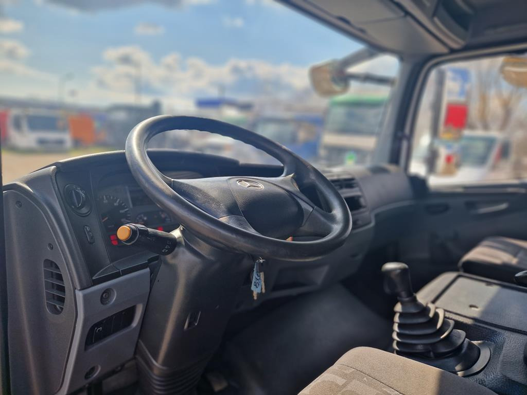 MERCEDES-BENZ ATEGO 816 - Tentinis sunkvežimis: foto 3 MERCEDES-BENZ ATEGO 816 - Tentinis sunkvežimis: foto 3