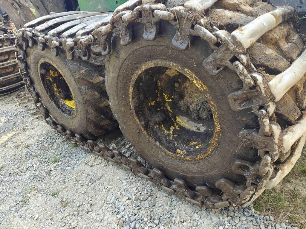 Forvarderis John Deere 1010 G: foto 21