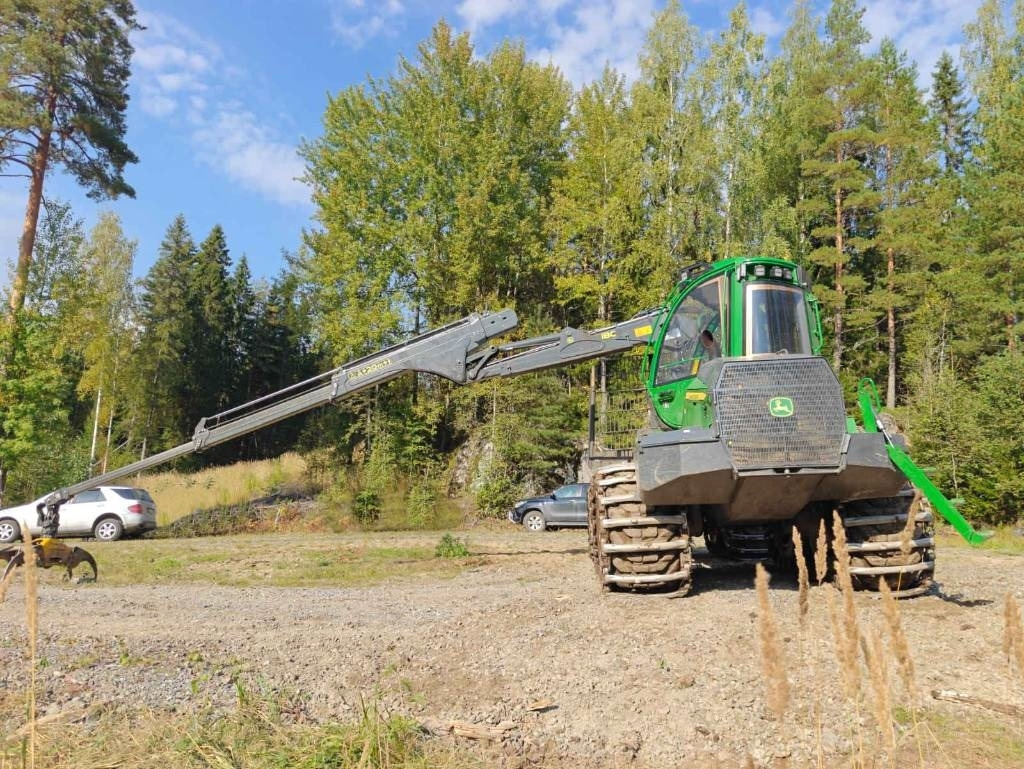 Forvarderis John Deere 1010 G: foto 9