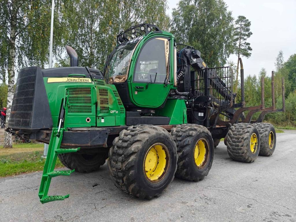 John Deere 1270 E - Harvesteris: foto 1 John Deere 1270 E - Harvesteris: foto 1