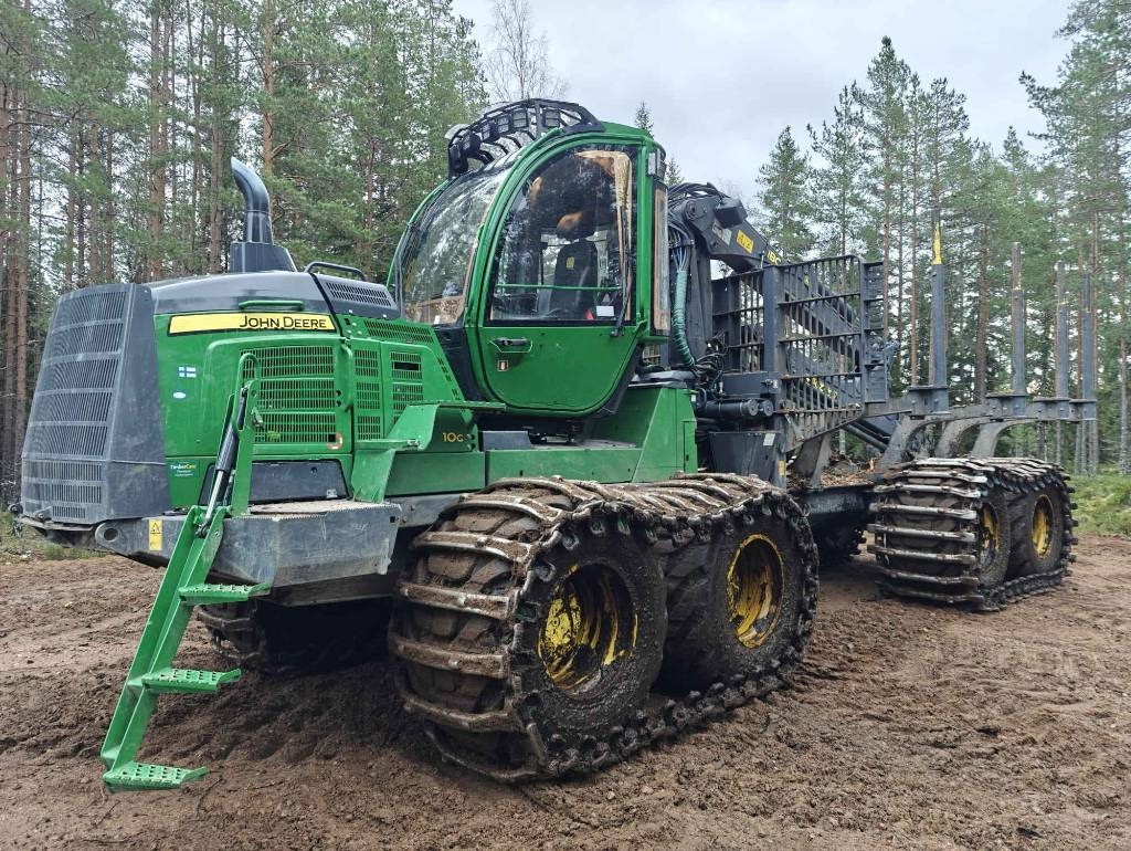 John Deere 1510 G - Forvarderis: foto 1 John Deere 1510 G - Forvarderis: foto 1