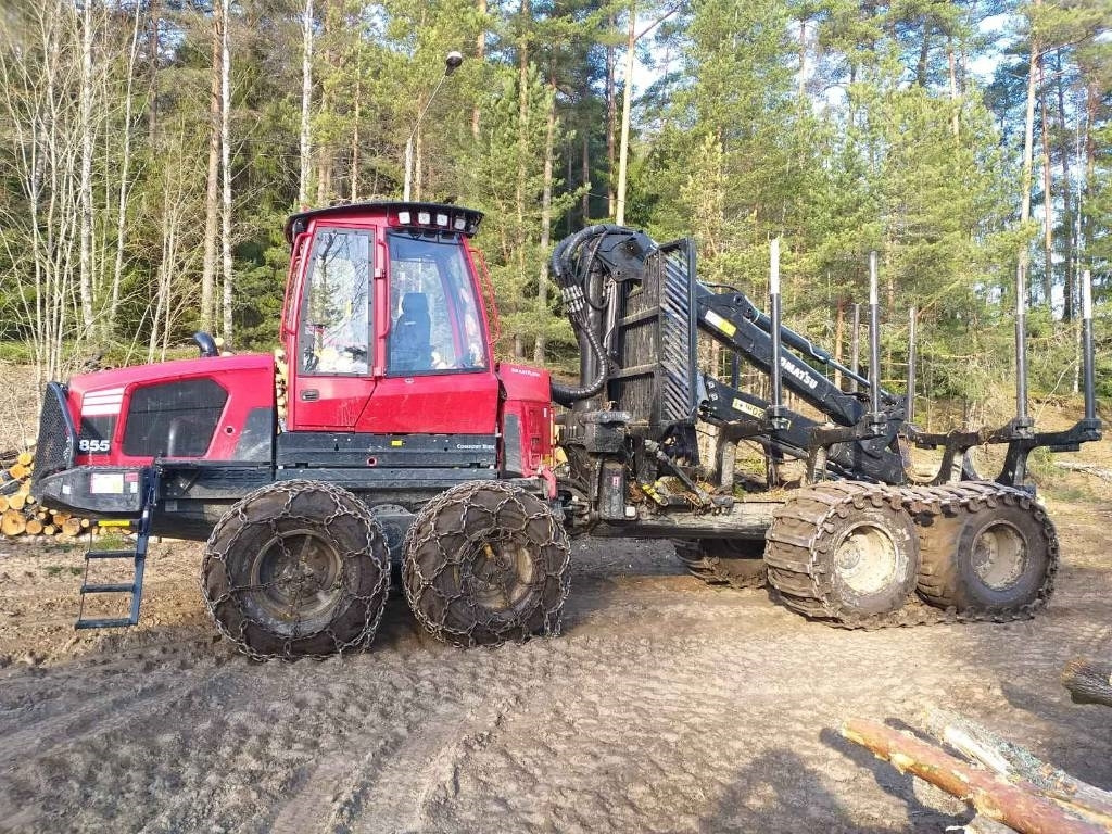 Komatsu 855 - Forvarderis: foto 2 Komatsu 855 - Forvarderis: foto 2