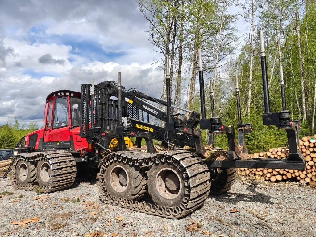 Komatsu 855 - Forvarderis: foto 3 Komatsu 855 - Forvarderis: foto 3