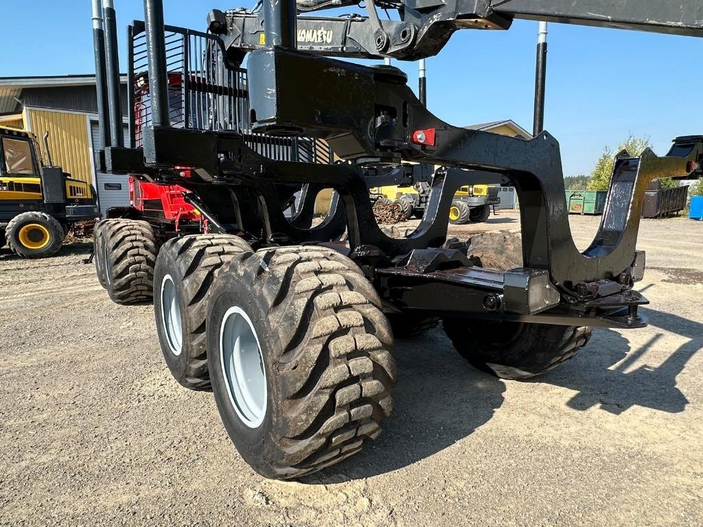 Komatsu 875 - Forvarderis: foto 4 Komatsu 875 - Forvarderis: foto 4