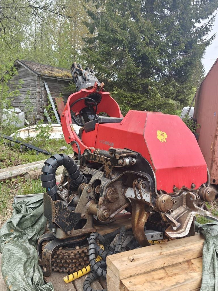 Komatsu C 93 - Kirtimo galvutė: foto 1 Komatsu C 93 - Kirtimo galvutė: foto 1