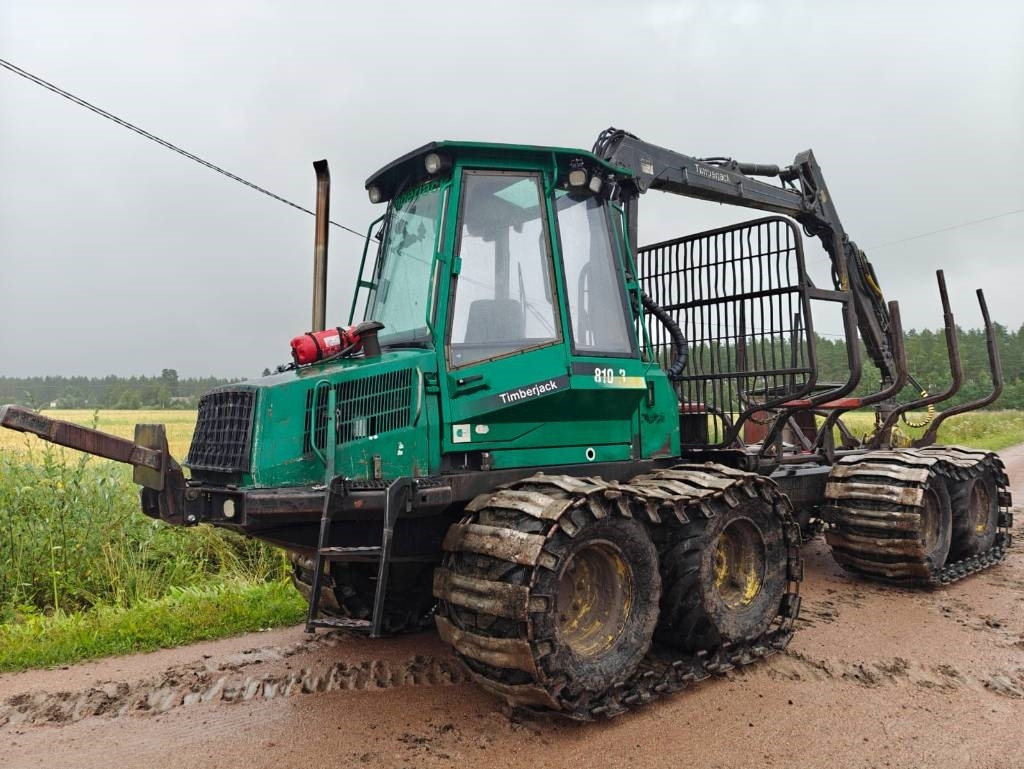 Timberjack 810 B - Forvarderis: foto 1 Timberjack 810 B - Forvarderis: foto 1