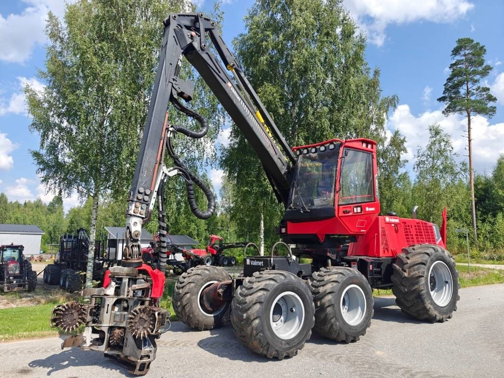 Valmet 901TX - Harvesteris: foto 1 Valmet 901TX - Harvesteris: foto 1