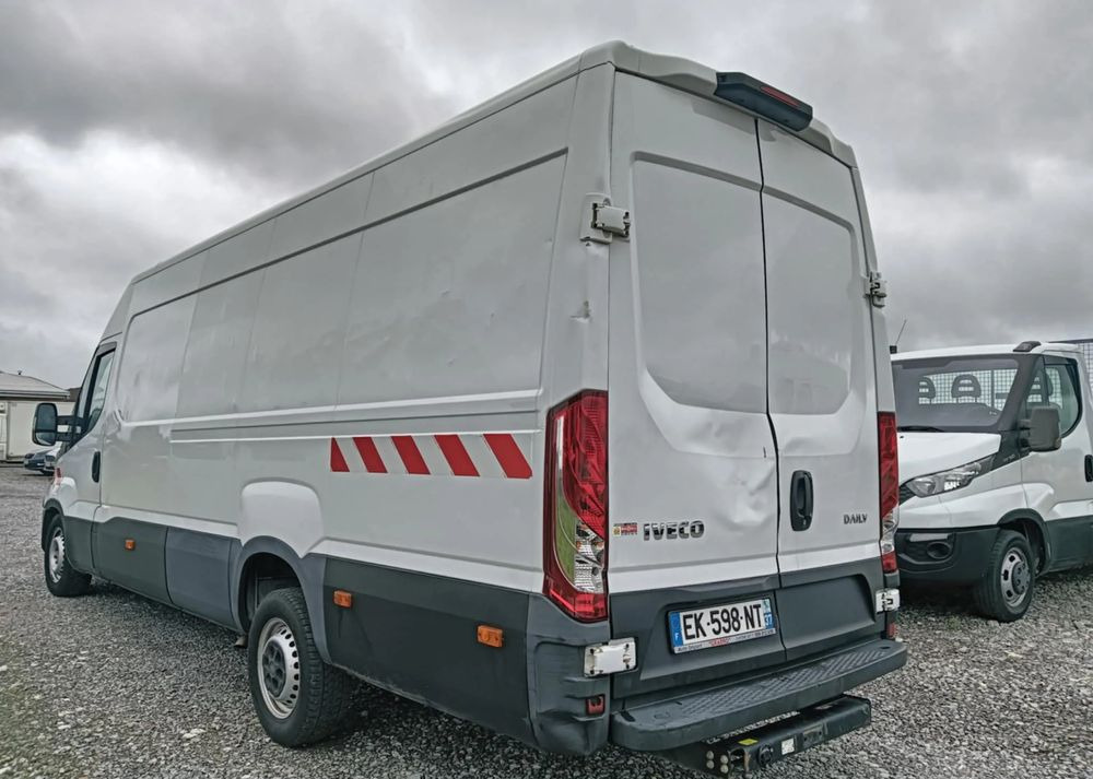 Iveco 35S14,35S13,35C13,35C12, - Krovininis mikroautobusas: foto 2 Iveco 35S14,35S13,35C13,35C12, - Krovininis mikroautobusas: foto 2