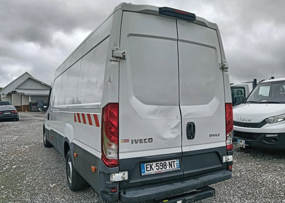 Iveco 35S14,35S13,35C13,35C12, - Krovininis mikroautobusas: foto 5 Iveco 35S14,35S13,35C13,35C12, - Krovininis mikroautobusas: foto 5