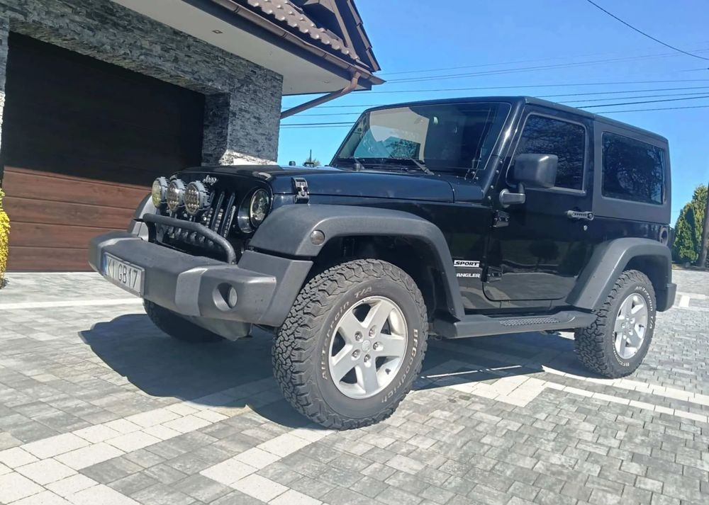 Jeep Wrangler 2.8 CRD Sport - Lengvasis automobilis: foto 3 Jeep Wrangler 2.8 CRD Sport - Lengvasis automobilis: foto 3