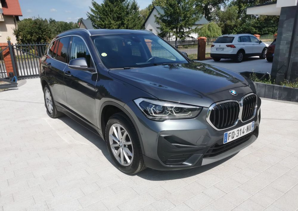 BMW X1 sDrive16d - Universalas: foto 1 BMW X1 sDrive16d - Universalas: foto 1