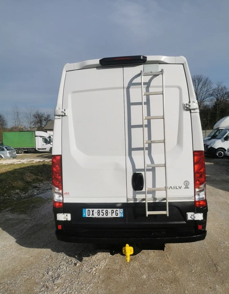 Iveco 35C13 Daily L3H2 bliźniak Klima 2.3-130KM 6-biegów Hak podwójne koła 35-130 L4H2 - Krovininis mikroautobusas: foto 4 Iveco 35C13 Daily L3H2 bliźniak Klima 2.3-130KM 6-biegów Hak podwójne koła 35-130 L4H2 - Krovininis mikroautobusas: foto 4