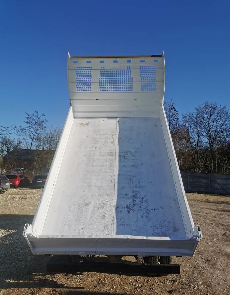 Iveco Daily 3.0-150KM Wywrotka blizniak 35-150 Niski przebieg kiper do 3,5t - Mažas savivartis: foto 4 Iveco Daily 3.0-150KM Wywrotka blizniak 35-150 Niski przebieg kiper do 3,5t - Mažas savivartis: foto 4