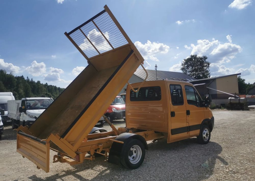 Iveco Daily 35C12 Brygadówka wywrotka Dubel hak kiper doka 35C13 - Mažas savivartis: foto 5 Iveco Daily 35C12 Brygadówka wywrotka Dubel hak kiper doka 35C13 - Mažas savivartis: foto 5