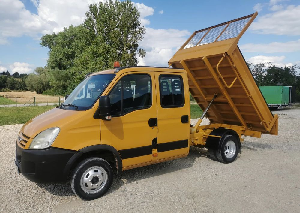 Iveco Daily 35C12 Brygadówka wywrotka Dubel hak kiper doka 35C13 - Mažas savivartis: foto 2 Iveco Daily 35C12 Brygadówka wywrotka Dubel hak kiper doka 35C13 - Mažas savivartis: foto 2