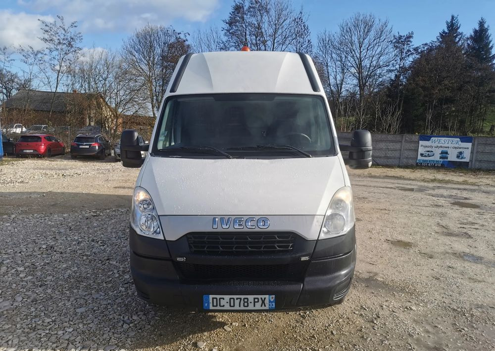 Iveco Daily 35C15 blaszak 3.0-150KM blizniak L3H3 długi Hak - Krovininis mikroautobusas: foto 2 Iveco Daily 35C15 blaszak 3.0-150KM blizniak L3H3 długi Hak - Krovininis mikroautobusas: foto 2