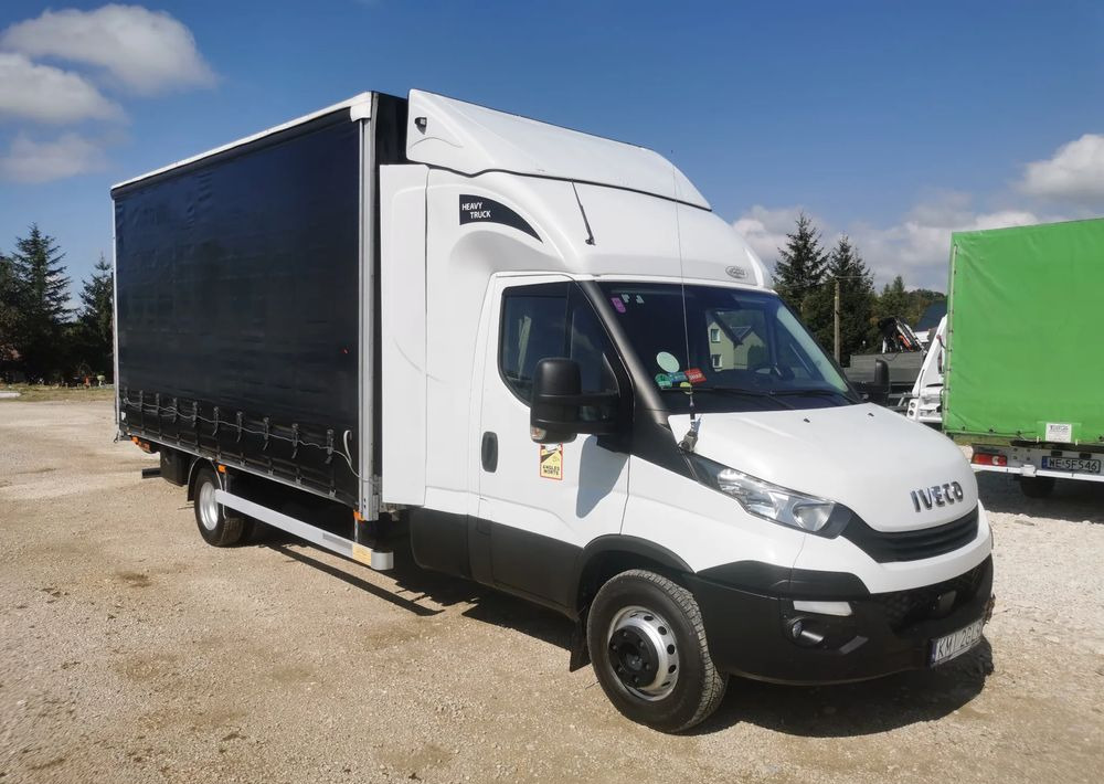 Iveco Daily 70C18 firana Winda 1.000kg Dhollandia wejkama 12pal - Tentinis sunkvežimis: foto 1 Iveco Daily 70C18 firana Winda 1.000kg Dhollandia wejkama 12pal - Tentinis sunkvežimis: foto 1
