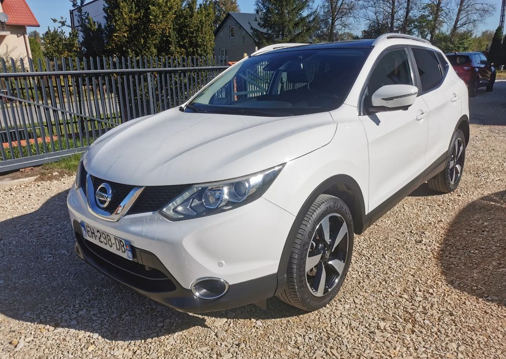 Nissan Qashqai 1.2 DIG-T N-Connecta EU6 - Visureigis: foto 1 Nissan Qashqai 1.2 DIG-T N-Connecta EU6 - Visureigis: foto 1