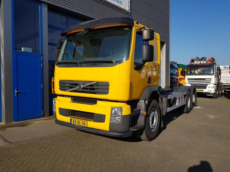 Volvo FE 300 EEV 6X2 Retarder Pto 234.000 KM TÜV - Važiuoklės sunkvežimis: foto 2 Volvo FE 300 EEV 6X2 Retarder Pto 234.000 KM TÜV - Važiuoklės sunkvežimis: foto 2