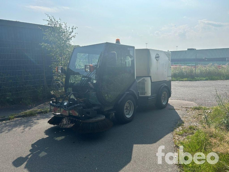 Nilfisk City ranger 3500 - Gatvių šlavimo mašina: foto 1 Nilfisk City ranger 3500 - Gatvių šlavimo mašina: foto 1